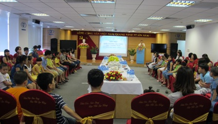 Vinatex biểu dương con CBCNV có thành tích cao trong học tập 