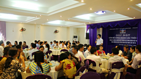 Gặp mặt các thế hệ cán bộ công đoàn