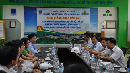 Đạm Cà Mau đào tạo và tổ chức vận hành cho dự án Amon Nitrat của Vinacomin