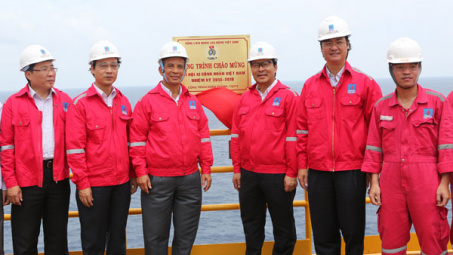 "Đây là nơi thử thách lòng yêu nước của người dầu khí"