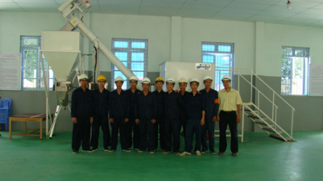 Hoá chất mỏ Trung Trung bộ: Tất cả vì người lao động!