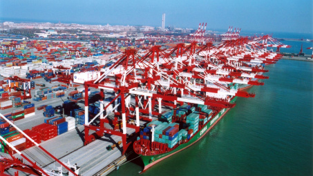 Hoạt động thương mại Trung Quốc phục hồi nhờ các dấu hiệu tăng trưởng kinh tế ổn định