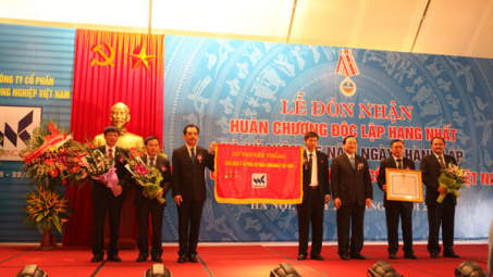 Tổng công ty cổ phần Xây dựng công nghiệp Việt Nam (VINAINCON): Kỷ niệm 15 năm thành lập và đón nhận Huân chương Độc lập hạng Nhất