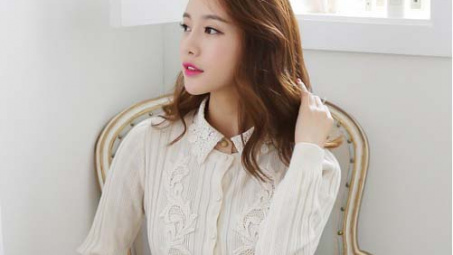 Diện áo khoác mỏng trong mùa heo may