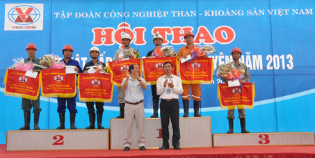 Hội thao kỹ thuật cấp cứu mỏ bán chuyên Vinacomin năm 2013 thành công tốt đẹp