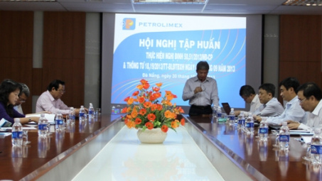 Petrolimex Đà Nẵng: Hội nghị triển khai thực hiện Nghị định 50,51/NĐ-CP về công tác tiền lương tại khu vực Miền Trung - Tây Nguyên