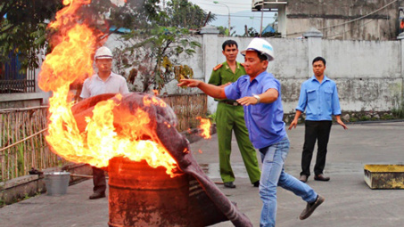 Quacontrol: Huấn luyện, diễn tập PCCC năm 2013