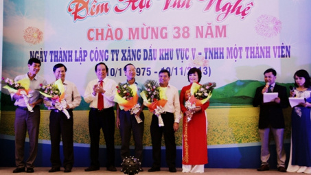 Đêm hội văn nghệ chào mừng 38 năm ngày thành lập Công ty (10/11/1975 - 10/11/2013)