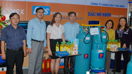 Petrolimex Thái Bình: Tham gia Hội chợ nông nghiệp quốc tế Đồng bằng Bắc bộ 2013