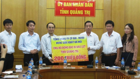 Bia Hà Nội ủng hộ đồng bào miền Trung