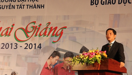 Trường Đại học Nguyễn Tất Thành khai giảng năm học 2013-2014