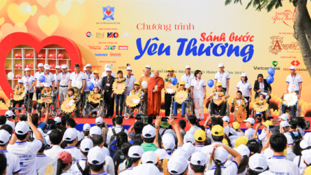Petrolimex Sài Gòn: Đồng hành cùng chương trình "Sánh bước yêu thương"