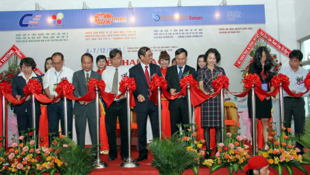 Khai mạc triển lãm chuyên ngành máy móc, thiết bị công nghiệp