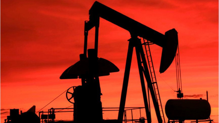 Giá dầu thô WTI tăng nhờ thông tin tích cực về nền kinh tế Mỹ