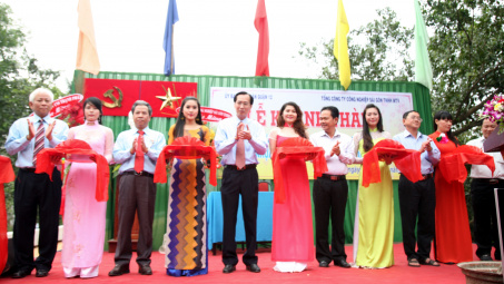 CNS: Khánh thành công trình chống sạt lỡ bằng cọc nhựa uPVC