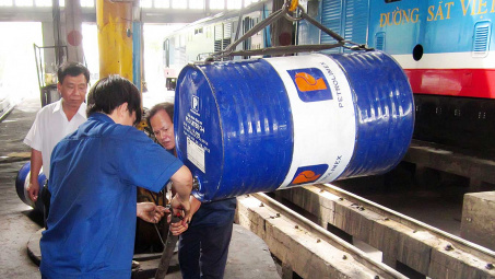 PLC thử nghiệm thành công dầu động cơ cao cấp trên đầu máy đường sắt