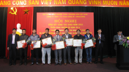 Năm 2014: Than Uông Bí phấn đấu đạt tổng doanh thu trên 3.500 tỷ đồng