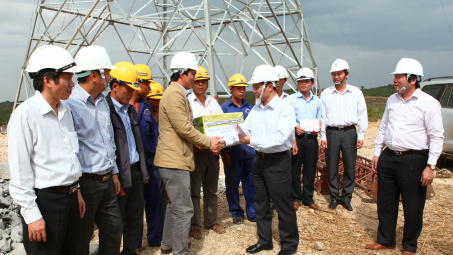 Đón Tết sớm của Lính Truyền tải điện và những trải lòng của ông Chủ tịch Hội đồng thành viên Tổng Công ty truyền tải điện Quốc gia