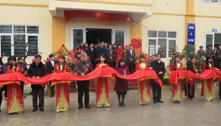 Công ty CP May XK Ninh Bình: Từng bước đi lên từ khó khăn