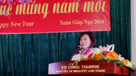 Văn phòng Bộ Công Thương vinh dự nhận Cờ Thi đua của Chính phủ