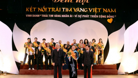 Trái tim vàng nhân ái - Vì sự phát triển cộng đồng