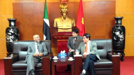 Thứ trưởng Lê Dương Quang tiếp  Quốc vụ khanh Ngoại giao Xu-đăng 