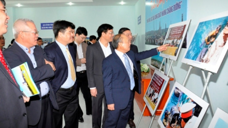 Nhà máy Lọc dầu Dung Quất kỷ niệm 5 năm ngày đón dòng sản phẩm đầu tiên