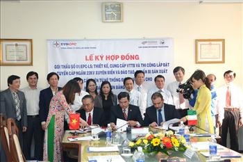 Ký hợp đồng gói thầu chính Dự án cấp điện bằng cáp ngầm xuyên biển cho đảo Lý Sơn
