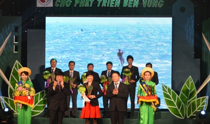 Ajinomoto Việt Nam: “Doanh nghiệp kinh tế xanh 2013”