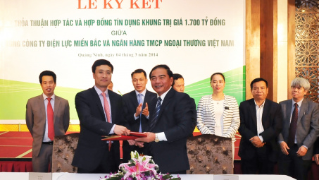 EVN NPC và Vietcombank ký kết hợp đồng tín dụng trị giá 1.700 tỷ đồng
