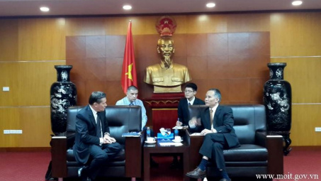 Thứ trưởng Trần Quốc Khánh tiếp Thứ trưởng Bộ Phát triển Kinh tế Liên bang Nga A. E. Likhachev