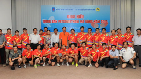 Giao hữu bóng bàn Petrovietnam 2014