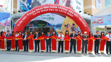 Triển lãm – Truyền thông “Sản phẩm thương hiệu Việt tiêu biểu”