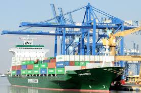 7 tháng xuất siêu 1,26 tỷ USD