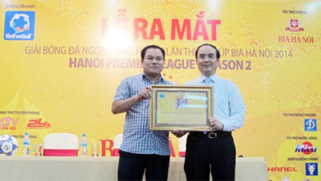 Bia Hà Nội tài trợ chính Giải bóng đá ngoại hạng Hà Nội lần thứ 2