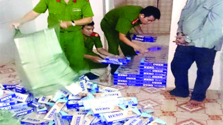 Chống buôn lậu thuốc lá: Cuộc chiến còn nhiều cam go