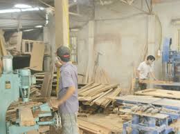Khuyến công Vĩnh Phúc: Hỗ trợ doanh nghiệp đầu tư máy móc thiết bị sản xuất mộc