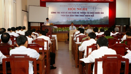 Bảo vệ hành lang an toàn hệ thống truyền tải điện Quốc gia