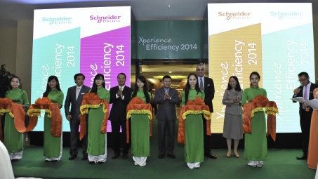 Schneider Electric khai mạc hội nghị và triển lãm quốc tế “Trải nghiệm năng lượng xanh và hiệu quả 2014”