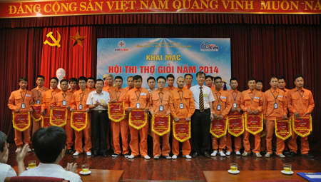 EVN HANOI tổ chức Hội thi thợ giỏi 2014
