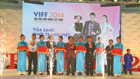 Nhiều bộ sưu tập thời trang độc đáo được trình diễn tại VIFF 2014