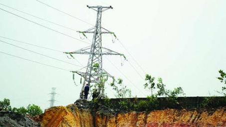 Công ty Lưới điện cao thế miền Bắc: Nỗ lực hạn chế tai nạn và sự cố điện
