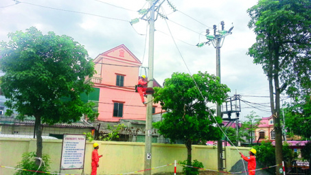 Công ty Điện lực Hà Tĩnh: Chủ động trước mùa mưa bão
