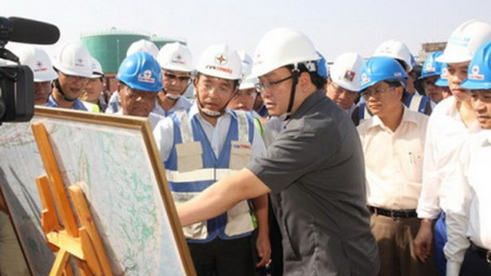Phó Thủ tướng kiểm tra các công trình trọng điểm tại Trà Vinh