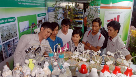 Khai mạc hội chợ triển lãm nông nghiệp công nghệ cao 2014