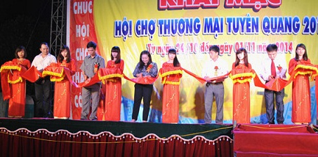 Hội chợ Thương mại Tuyên Quang 2014: Giới thiệu nhiều đặc sản vùng miền