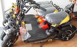 Xe máy điện được miễn lệ phí trước bạ đến hết 30/6/2015