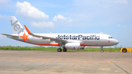 Chim cánh cụt bay “chuyên cơ” Jetstar Pacific ra Phú Quốc