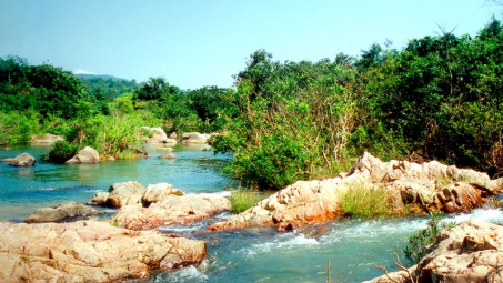 Thắng cảnh Hầm Hô