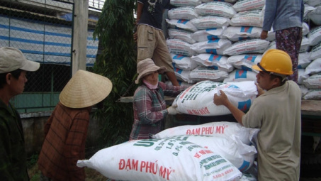 Năm 2013: Nhập khẩu phân bón tăng 14,3%